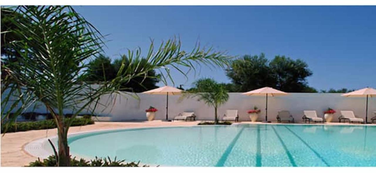 Room In Bb - Stunning Quadruple Room In Ancient Masseria Near The Sea In A Quiet Olive Trees Ostuni Ngoại thất bức ảnh