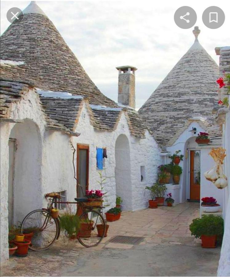 Room In Bb - Stunning Quadruple Room In Ancient Masseria Near The Sea In A Quiet Olive Trees Ostuni Ngoại thất bức ảnh