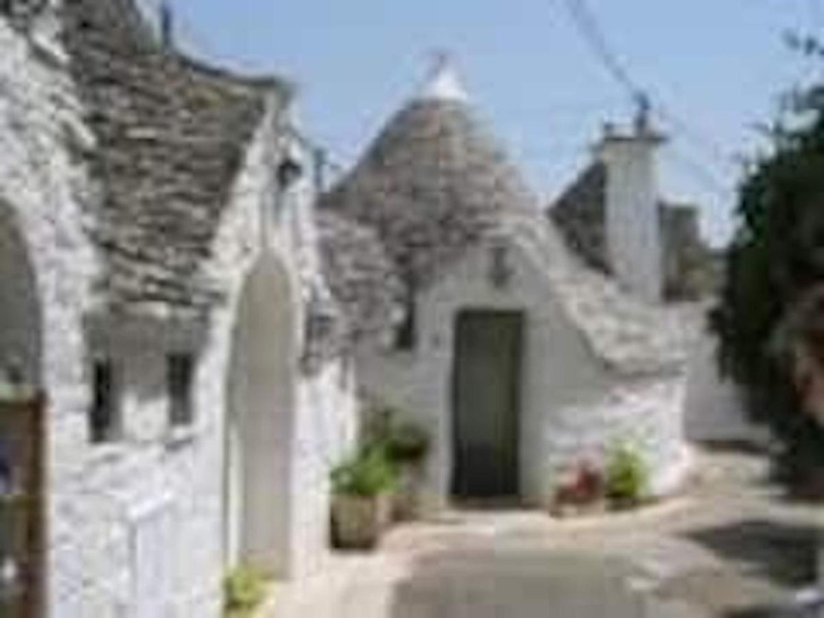 Room In Bb - Stunning Quadruple Room In Ancient Masseria Near The Sea In A Quiet Olive Trees Ostuni Ngoại thất bức ảnh